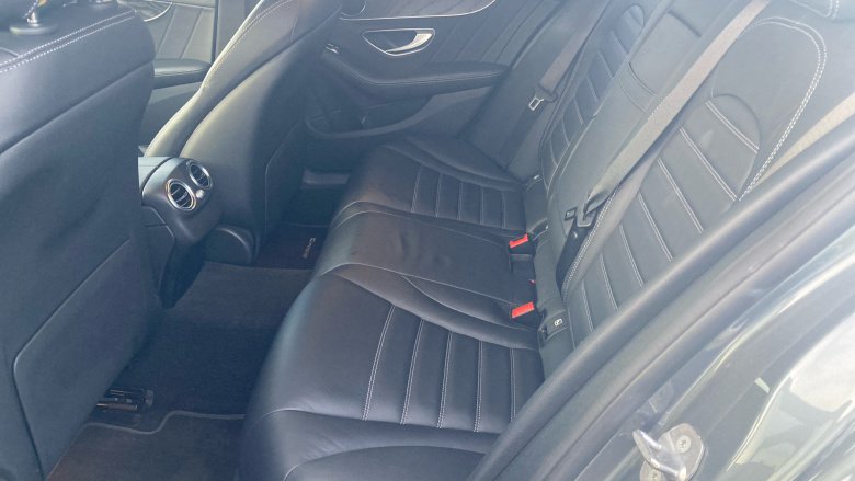 Mercedes-Benz C-Class C300d AMG Line Edition Premium 4dr 9G-Tronic Diesel Saloon